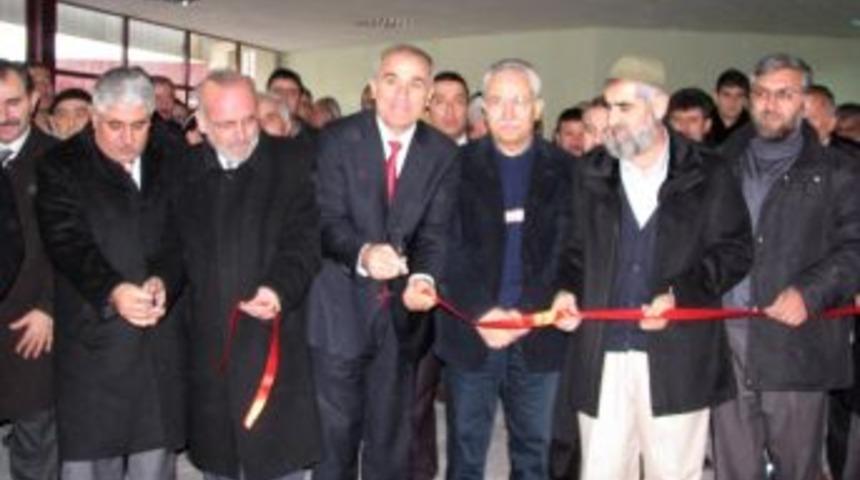 Sorgun Dost G&ouml;n&uuml;ller Dayanışma Derneği Hizmete A&ccedil;ıldı