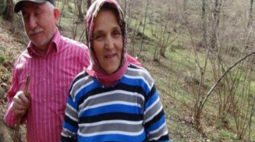 Kadın Oduncu Motorla Ağa&ccedil; Keserek Evini Ge&ccedil;indiriyor