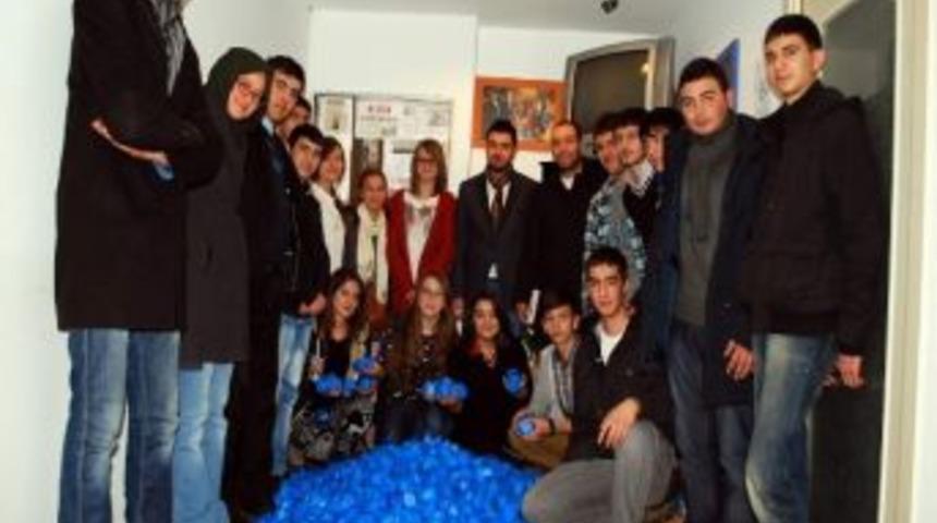 Ak Partili Gen&ccedil;lerden Engellilere Destek