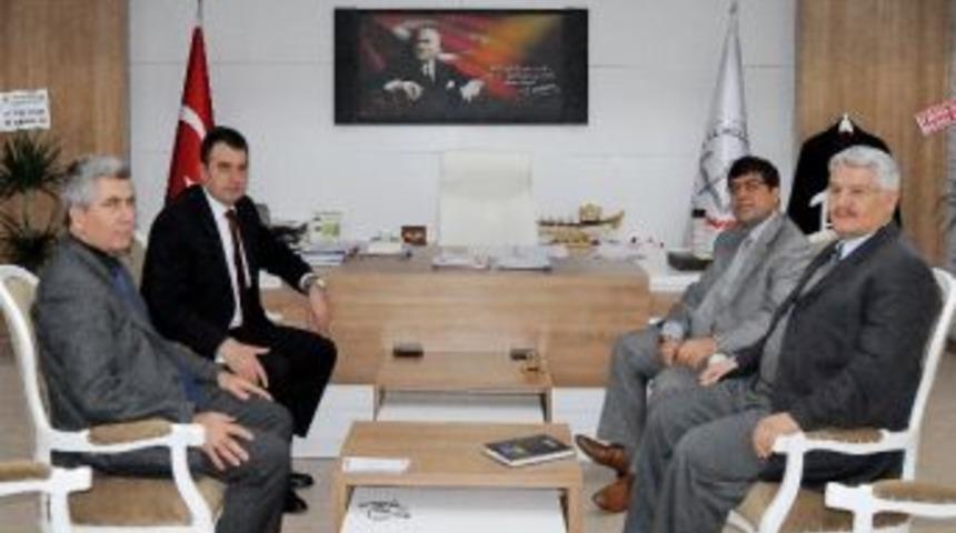 Genel Sekreter Karahasan&rsquo;dan İl Milli Eğitim M&uuml;d&uuml;r&uuml;ne Ziyaret