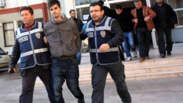 Uyuşturucudan Ölen Gence Altın Vuruşu Arkadaşları Yapmış