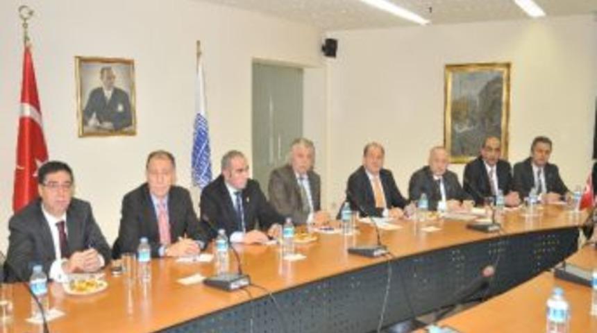 Esob Başkanı Fırat&rsquo;tan M&uuml;jde: &ldquo;bankalar Altın Satmayacak&rdquo;