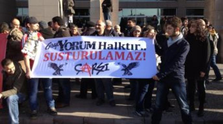 İstanbul Adliyesi'nde avukatlar ve polisler kavga etti