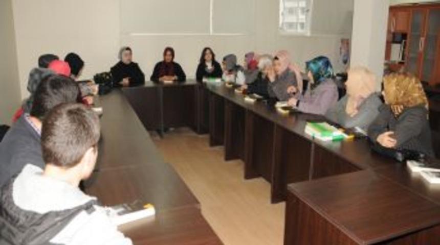 &Ccedil;orumlu &Ouml;ğrenciler Sarıkamış'ı Tartıştı