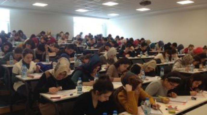 Ege B&ouml;lgesi'nin En Başarılı 11. Sınıf &Ouml;ğrencileri, K&ouml;rfez'in Sınavında Buluştu