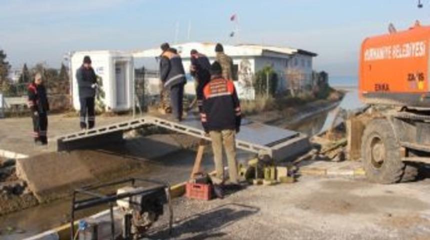 Burhaniye&rsquo;de K&uuml;&ccedil;&uuml;k K&ouml;pr&uuml; Yenilendi