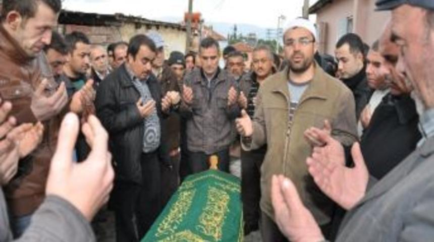 Derbent Belediye Başkanı&rsquo;nın Babası Son Yolculuğuna Dualarla Uğurlandı