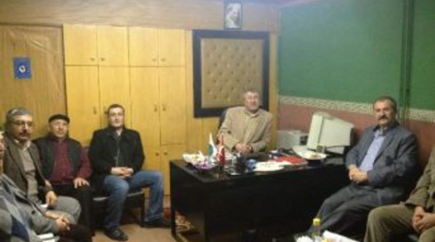 Mhp Milletvekili Yılmaz&rsquo;dan Koca&ouml;zl&uuml;ler Derneğine Ziyaret