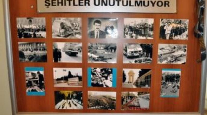 20 Ocak&rsquo;ta Katledilen Azeriler Kars'ta Anıldı