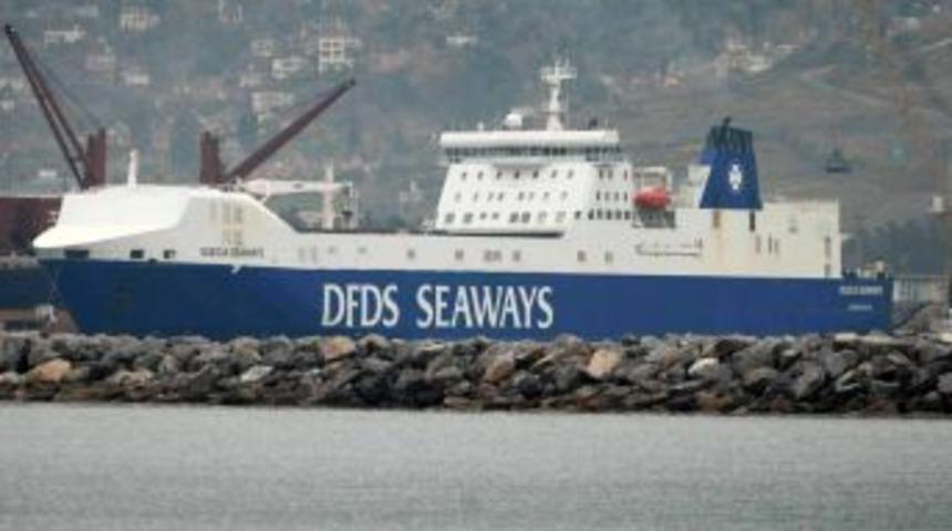 Patriotları Taşıyan Danimarka Bandralı Gemi İskenderun Limanı'na Demir Attı