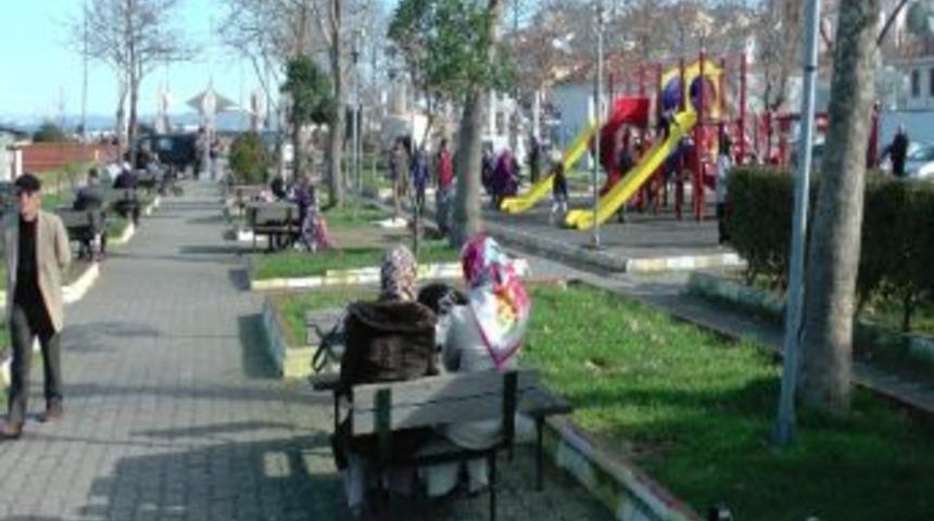 Ak&ccedil;akoca Hafta Sonu Tıklım Tıklım Doldu