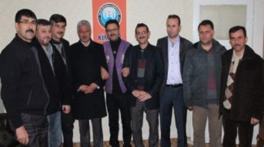 Kimder&rsquo;in Kırkıncı &Uuml;yesi, Yazar Sinan Yağmur Oldu