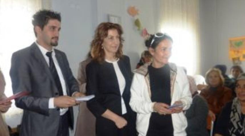 Ak Parti İzmir Vekili Nesrin Ulema: