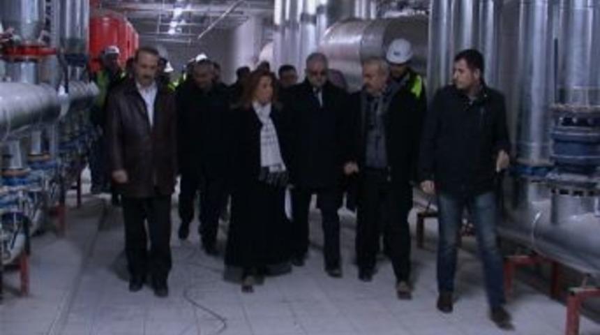 Milletvekili &Ouml;znur &Ccedil;alık, Yeni Hastanede İnceleme Yaptı