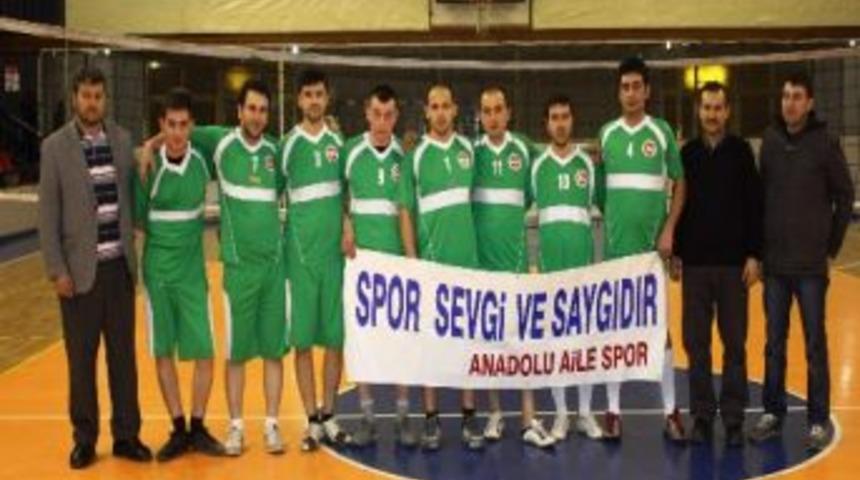 K&uuml;tahya'da Yeni Bir Voleybol Takımı Daha Kuruldu