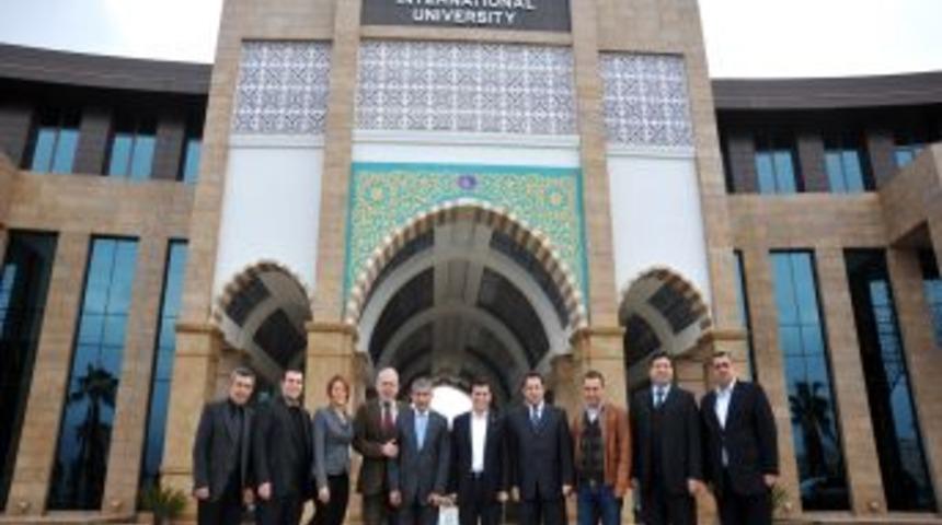 Kepez Gen&ccedil;lik Meclisi, Uluslararası Antalya &Uuml;niversitesi'nde Toplandı