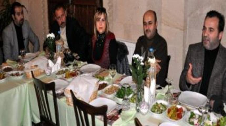 Kur'an-ın Anlamıyla Buluşma Platformu, Gazeteciler İle Bir Araya Geldi