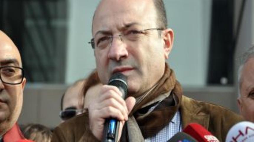 CHP'li Vekillerden DHKP-C Tutuklusu Avukatlara Destek