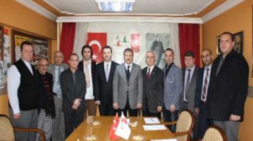 Ak Parti Osmangazi&rsquo;de Stk Ziyaretleri S&uuml;r&uuml;yor