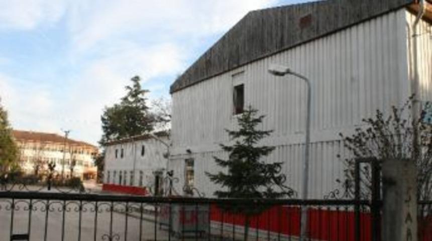 D&uuml;zce Milli Eğitim&rsquo;in Prefabrik Okul Raporu A&ccedil;ıklandı