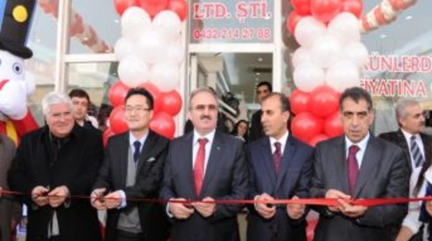 Vali Karaloğlu Lg Beyaz Eşya Mağazasını Hizmete A&ccedil;tı