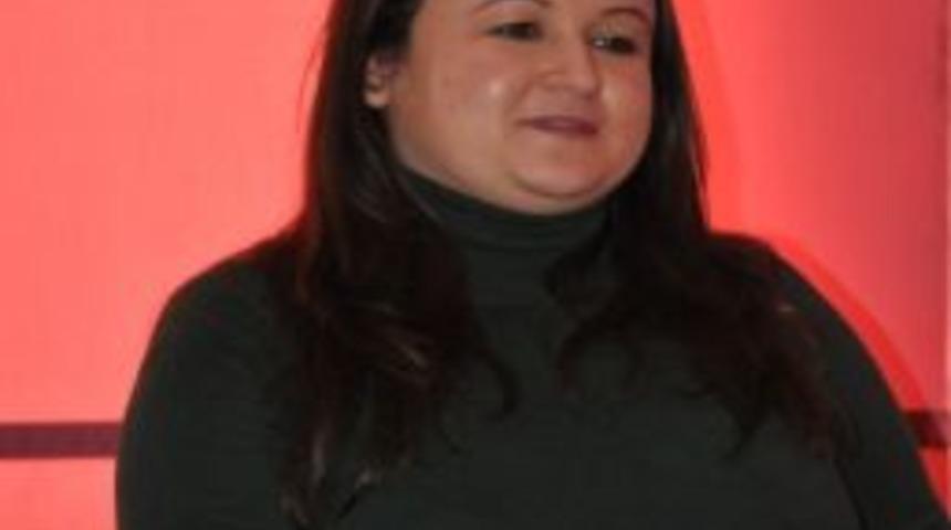 Psikolog Mert; &ldquo;&ccedil;ocuklarımıza Yeteri Kadar Har&ccedil;lık Vermeliyiz&rdquo;