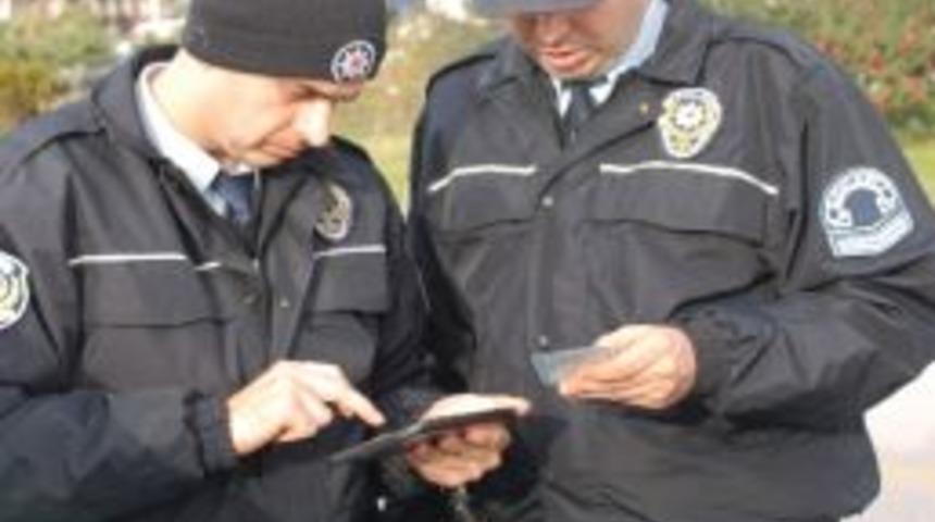 İzmit İl&ccedil;e Emniyet M&uuml;d&uuml;rl&uuml;ğ&uuml;'nde Tablet D&ouml;nemi