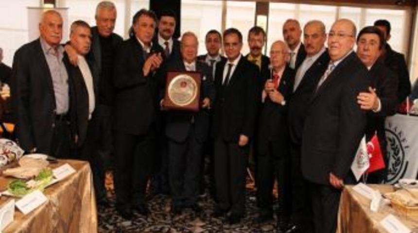 Vali Tapsız, İstanbul-kilis Vakfı'nın Genel Kuruluna Katıldı