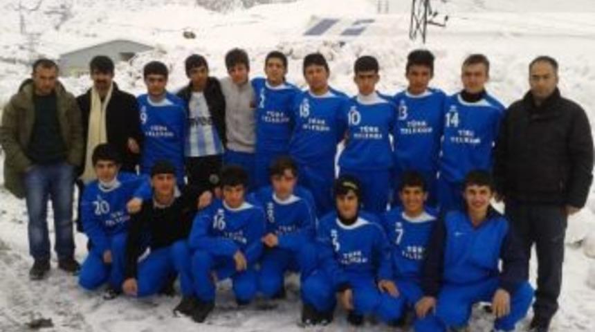 B&ouml;lgeler Arası Gen&ccedil; Erkekler Futbol Şampiyonası