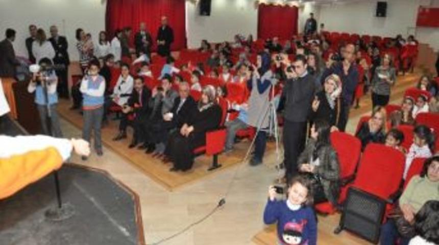 Miniklere 'kurdele Takma T&ouml;reni' Yapıldı