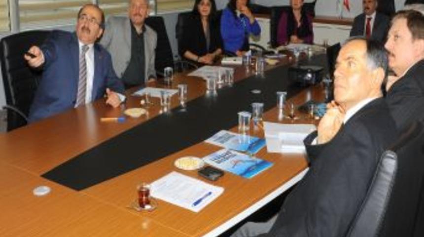 Başkan G&uuml;mr&uuml;k&ccedil;&uuml;oğlu: Su Şebekesinin Yenilenmesi Projesinde Sona Gelindi