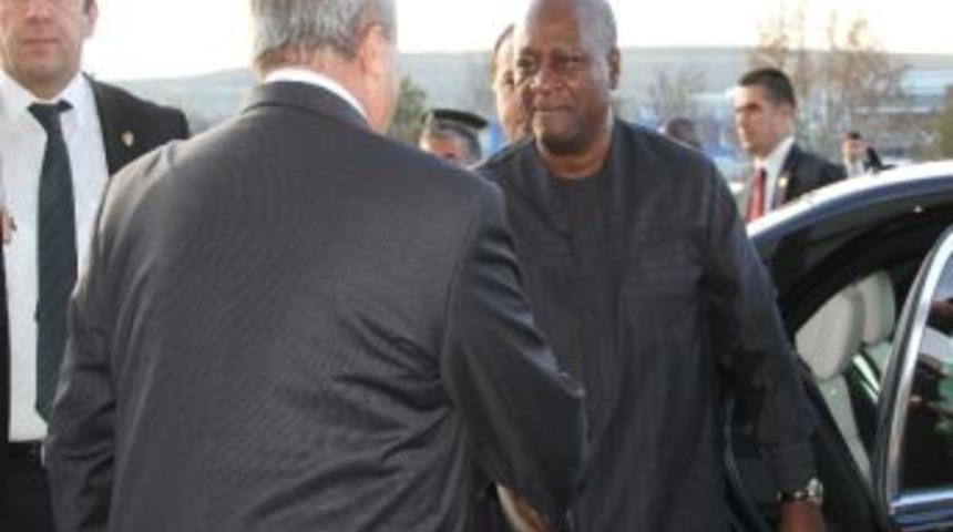 Gana Cumhurbaşkanı Mahama Aso Osb&rsquo;yi Ziyaret Etti