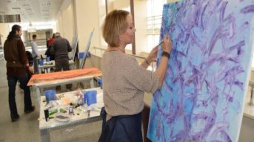 Ressamlar &Ccedil;orlu Devlet Hastanesi İ&ccedil;in &Ccedil;izdi