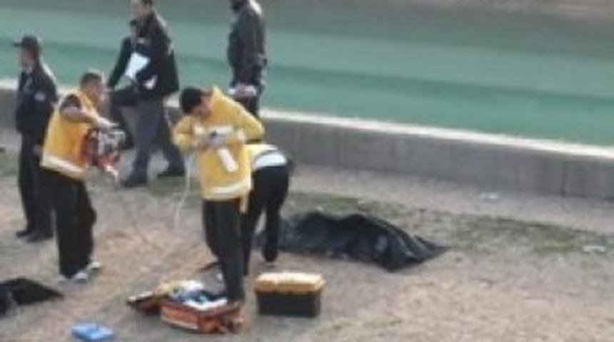 K&ouml;peği Kurtarmak İsterken Boğuldu