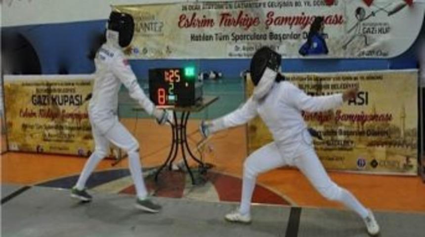 Gaziantep'te Kılı&ccedil;lar &Ccedil;ekildi