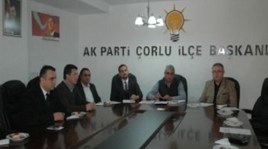 Ak Parti &Ccedil;orlu İl&ccedil;e Teşkilatından 3. Siyaset Akademisi