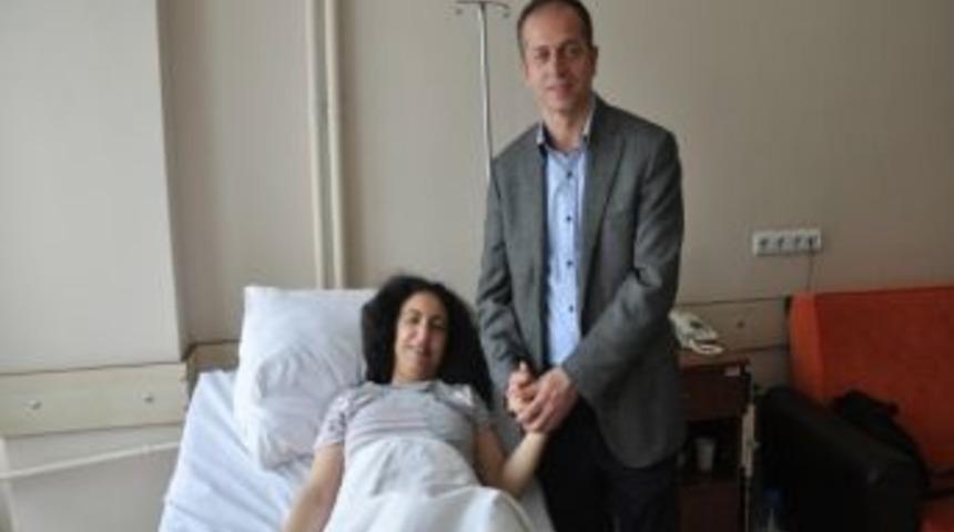 Ege&rsquo;de Robotik Cerrahi İle Rahim Ameliyatı