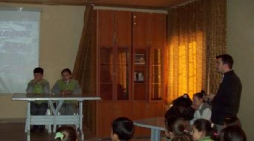 &Ouml;nce Okuyorlar Sonra Yarışıyorlar