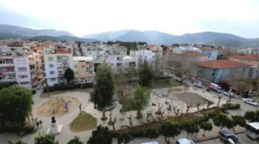 Sel&ccedil;uk&rsquo;ta Emlak Park'ın Yer Teslimi Yapıldı