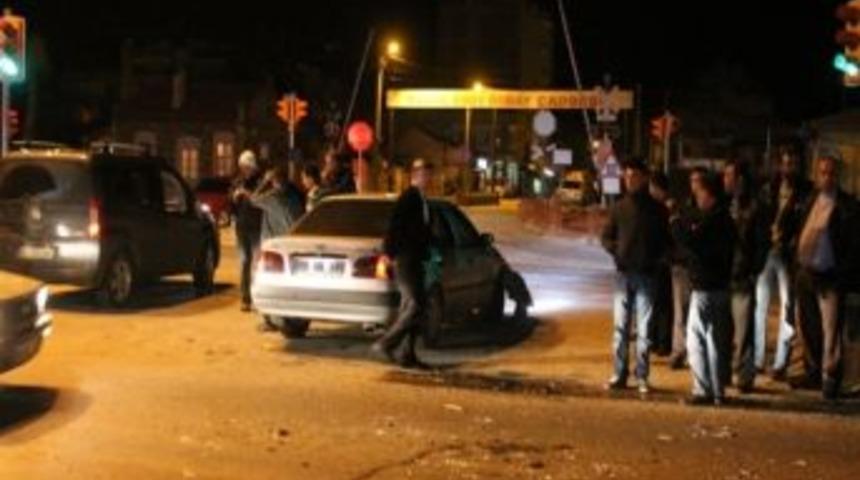 İncirliova&rsquo;da Trafik Kazası: 2 Yaralı