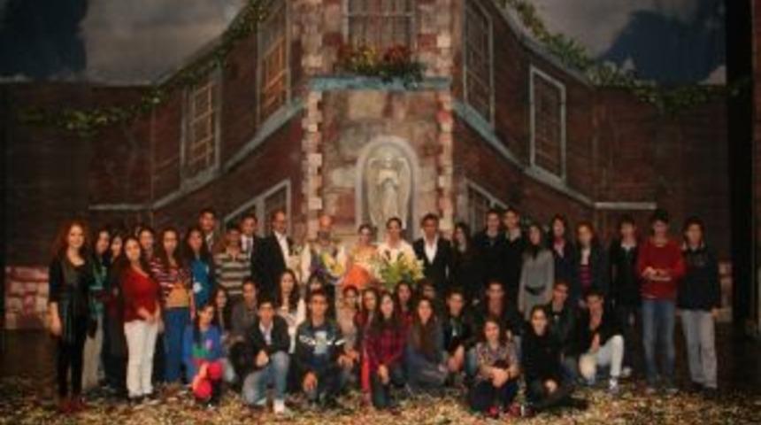 Antalya Balesi Sahnesi &Ouml;ğrencileri Ağırladı