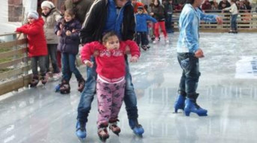 L&uuml;leburgaz&rsquo;lı &Ccedil;ocukların Kayak Keyfi