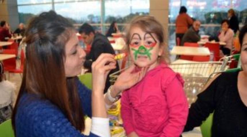 Miniklerden Birinci D&ouml;nem Sergisi