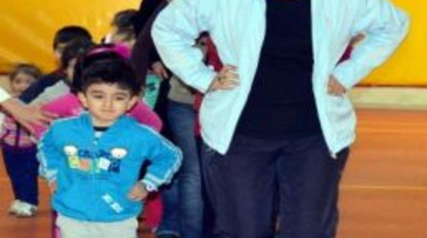 Sportif Faaliyetler &Ouml;ğrencilerin Başarısını Arttırıyor