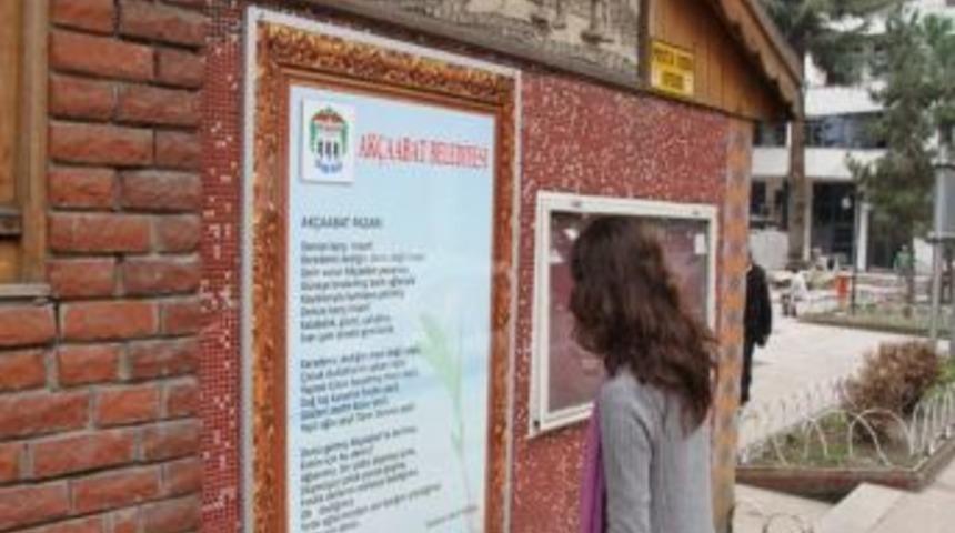 Ak&ccedil;aabat'a Ak&ccedil;aabatlı Şairlerin Şiirleri Tanıtılıyor