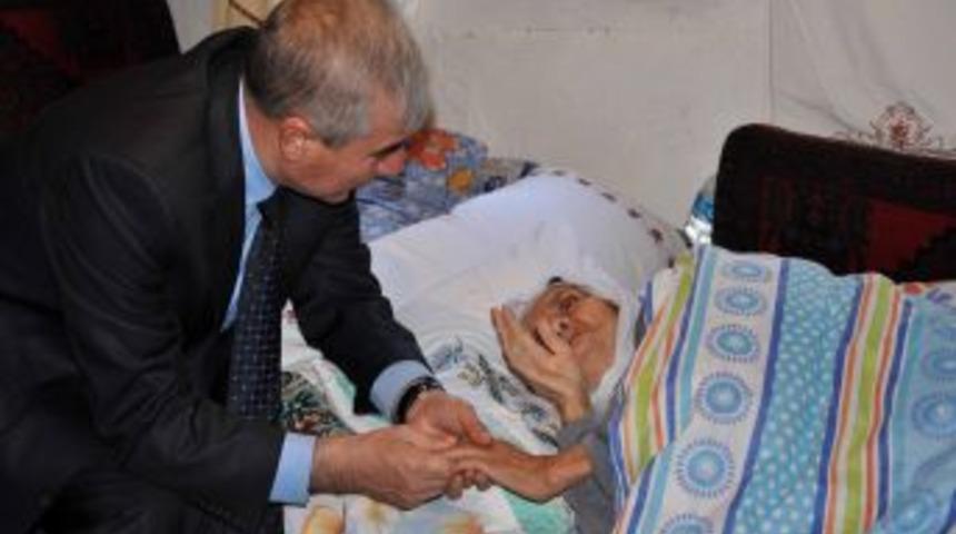 Bakacak Kimsesi Olmayan Yaşlılara Belediye Sahip &Ccedil;ıktı