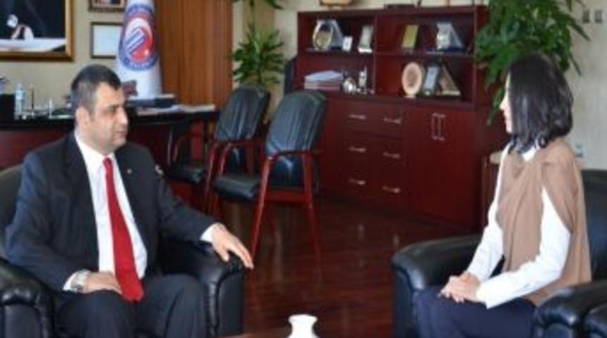 Mukaddes Ekici'den Rekt&ouml;r La&ccedil;iner'e Ziyaret