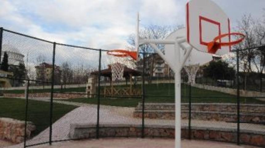 Başiskele'nin En B&uuml;y&uuml;k Parkı Tamamlandı