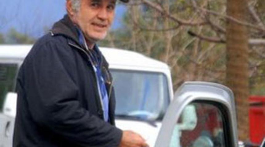 Adı olup, kendi olmayan okula m&uuml;d&uuml;r olarak atandı...