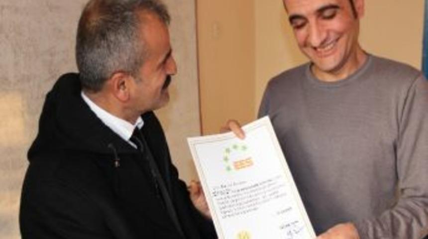 Silvan'da İngilizce Eğitimlerini Tamamlayan Kursiyerler Sertifikalarını Aldı